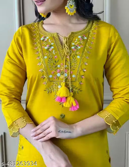 Chitrarekha Pretty Women Kurta Sets